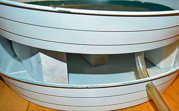 Конструкция самосливного поддона