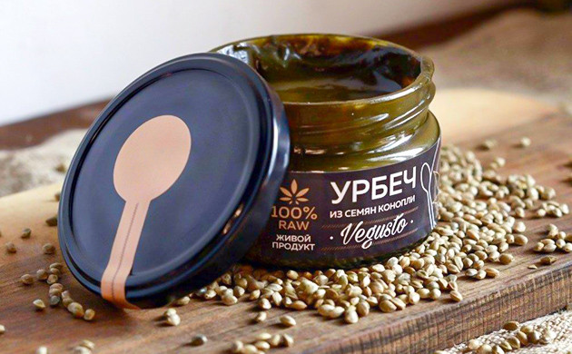 Баночка конопляного урбеча